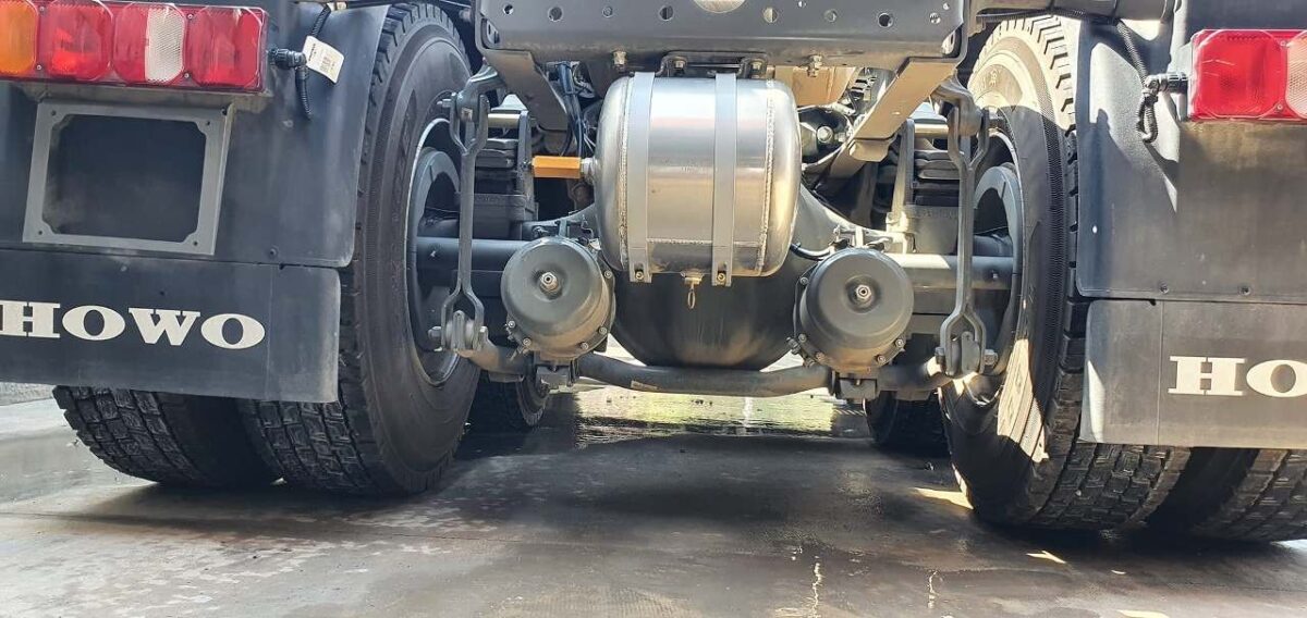 Đánh giá chi tiết xe đầu kéo TH7 SE 460 cầu láp: lựa chọn tối ưu cho vận tải chuyên nghiệp - Ảnh 4